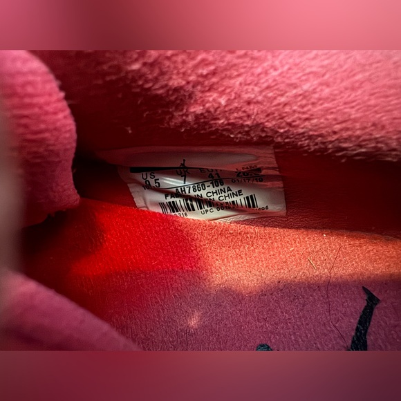 Jordan 11 Retro Low Pink Snakeskin Women’s Size 9.5 - Picture 10 of 15